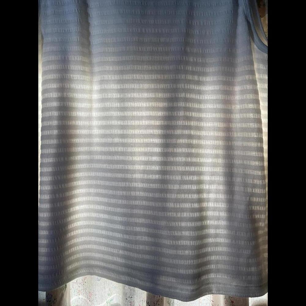 Tint and Shadow White Textured Sleeveless Blouse with side ButtonS XL - Picture 8 of 8
